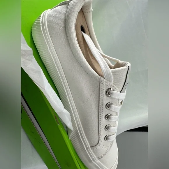 Cariuma OCA Sneakers Womens 9.5 Men’s 8 Off White Low Canvas Shoes New - Picture 6 of 7